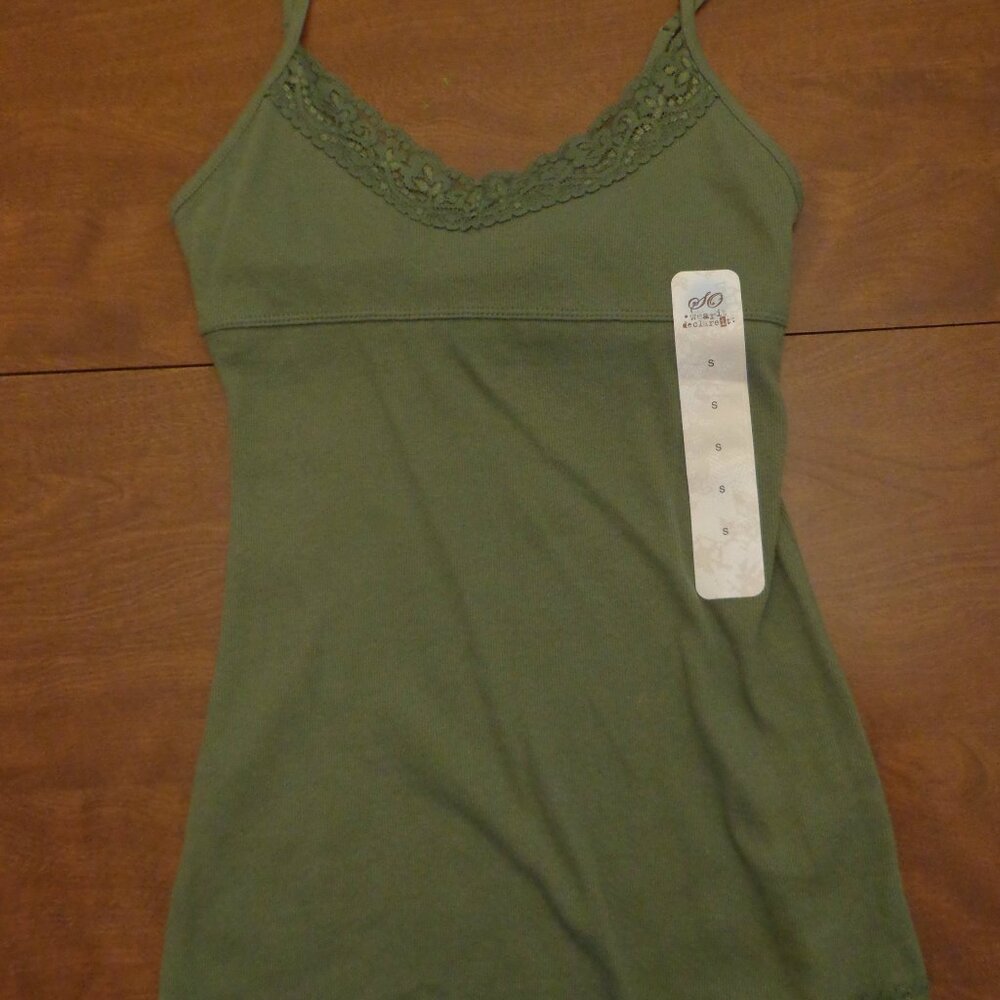 SO Social Occassions Green Lace Tank Top NWT